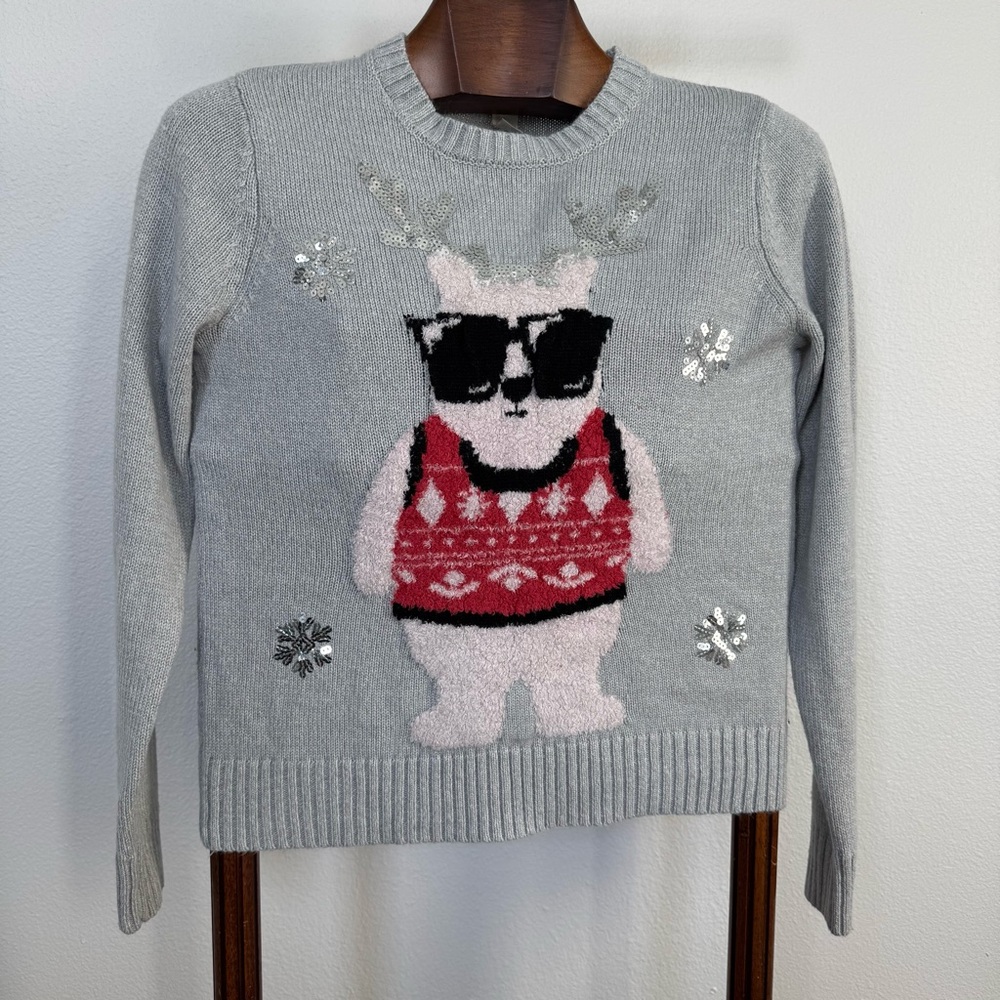 Forever 21 Christmas Bear Sweater Gray Sequin Holiday Knit Pullover Women’s S